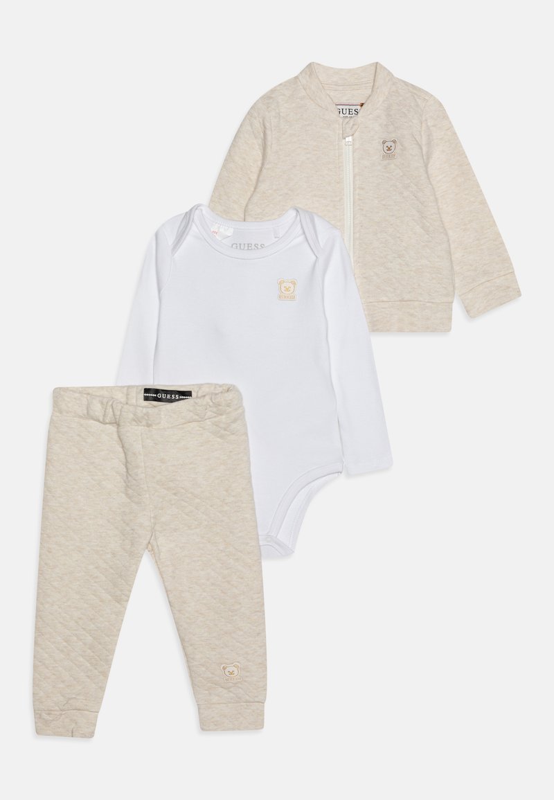 Guess BABY PANT SET Baby gifts quicksand/sand Zalando.ie