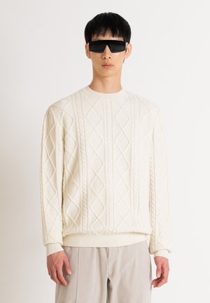 REGULAR FIT - Vesta - off white