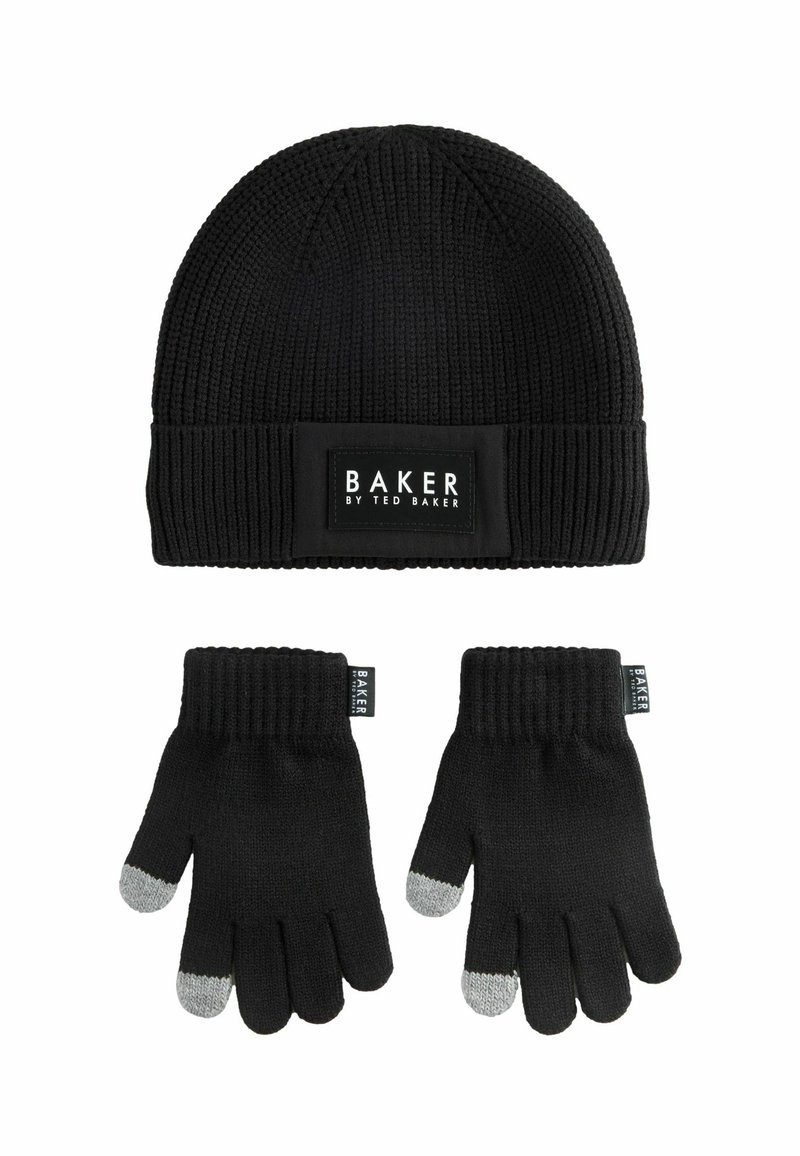 Schwarze gestrickte Mütze mit Logo-Patch und passenden schwarzen Handschuhen. Die Handschuhe haben graue Spitzen an den Fingern. Durchgehende gerippte Struktur.