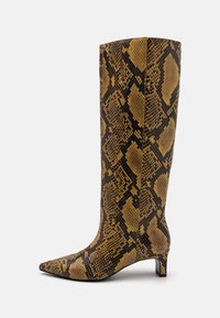 Botas - beige