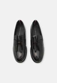 Tommy Hilfiger LOAFER - Mocassins de ville - black