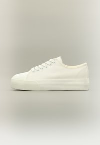 Sélectionné, white