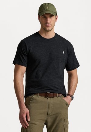 - T-shirt basic