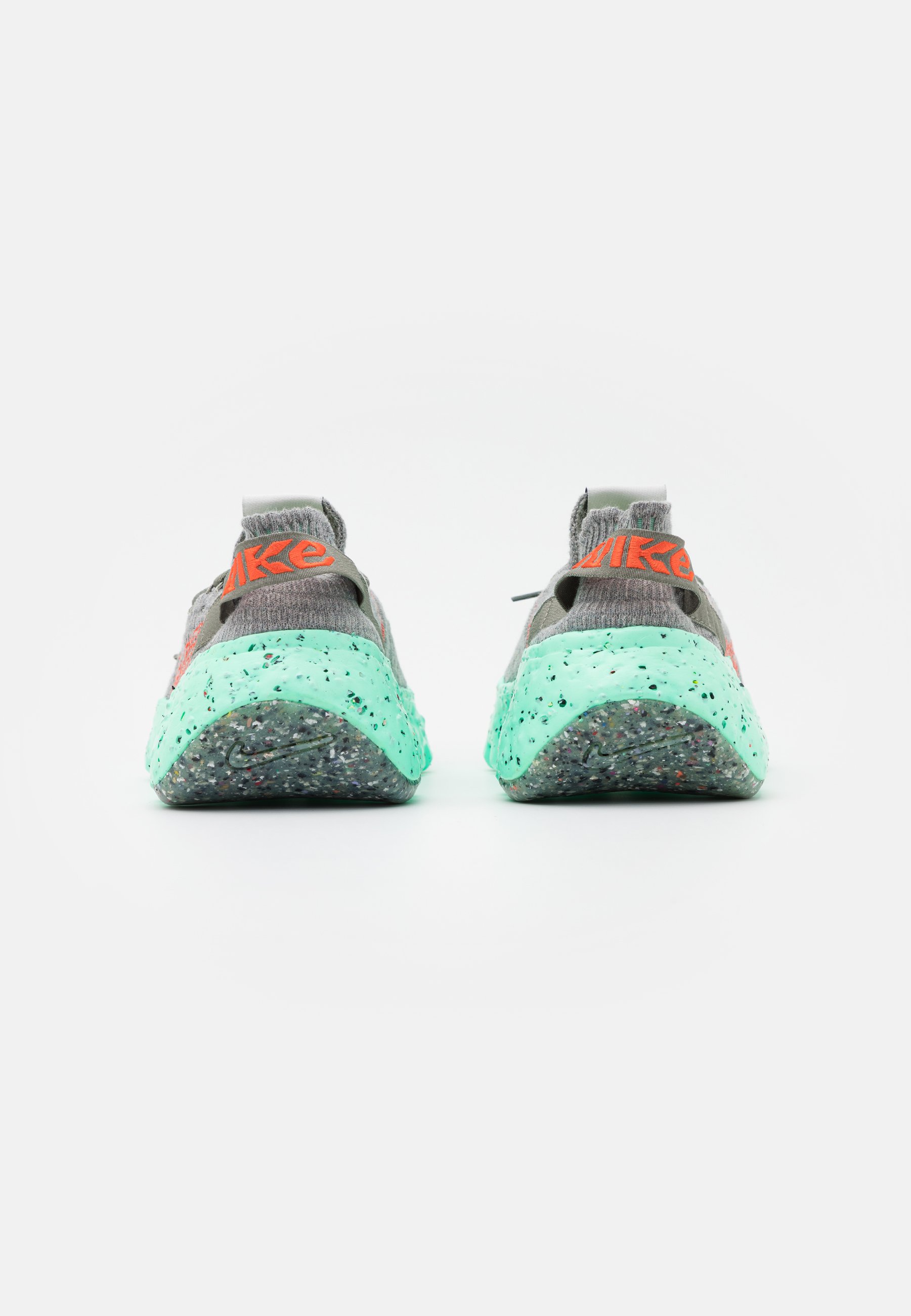 Nike Sportswear SPACE HIPPIE 04 - Sneakers laag - dark stucco/team  orange/light bone/green glow/summit white/Oranje - Zalando.nl