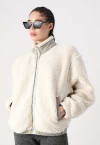 BDG Urban Outfitters OLIVE BOXY  - Flisinė striukė - ecru