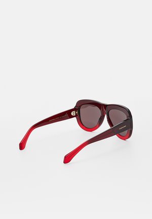 FERRAGAMO, SF2029SE - Occhiali da sole - gradient transparent dark red