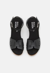 Bullboxer Sandaletter med kilklack - black
