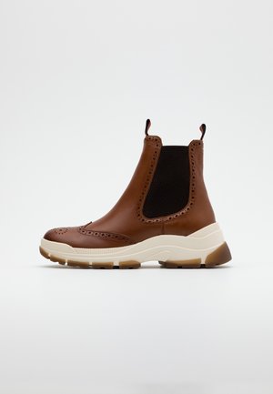 Botines con plataforma - cognac