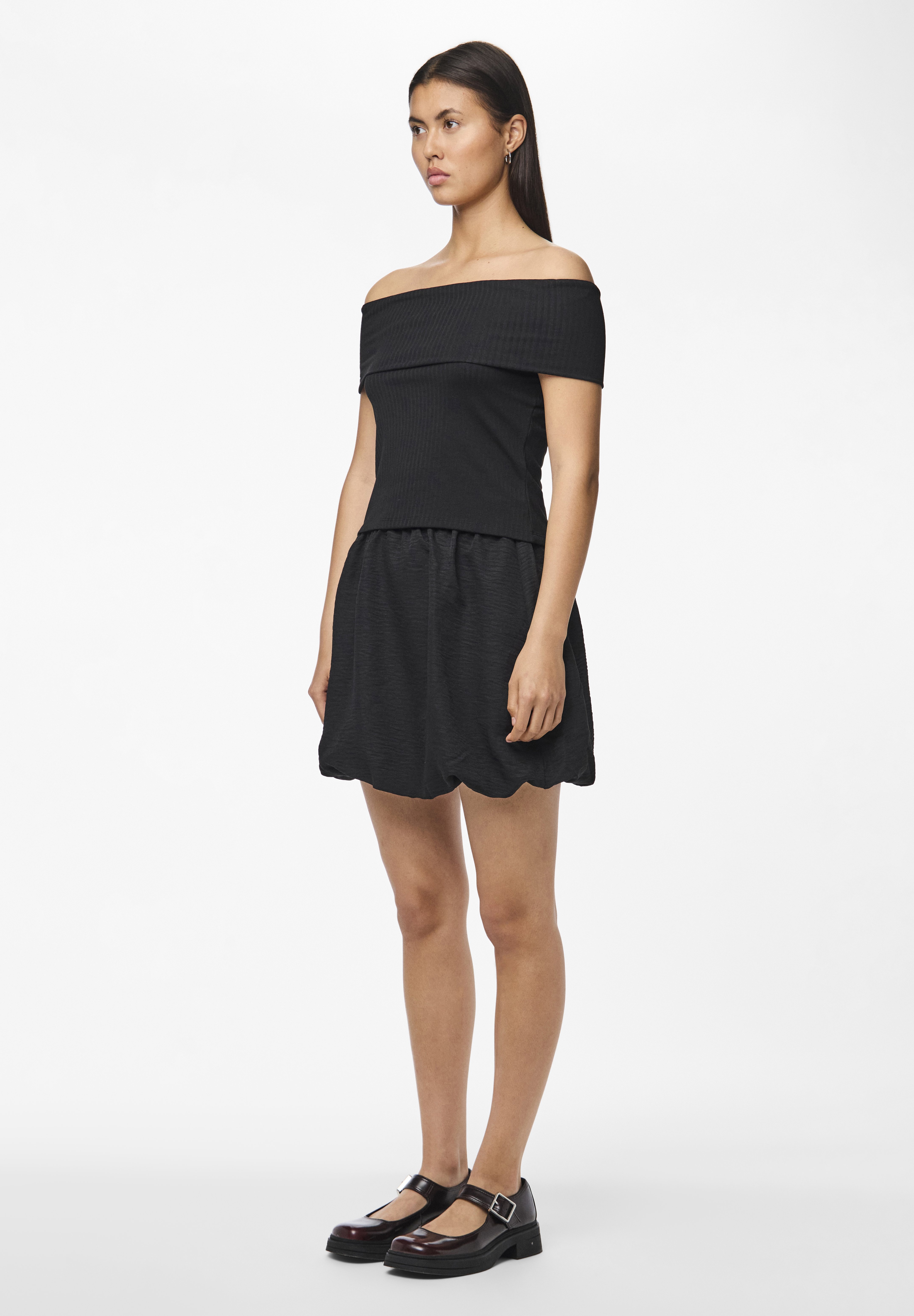 Pieces PCGIANNA BALLOON SKIRT - Mini skirt - black - Zalando