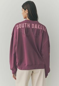 Next SUNFLOWER FLORAL CREW NECK  RELAXED FIT   - Sportska majica - mauve purple