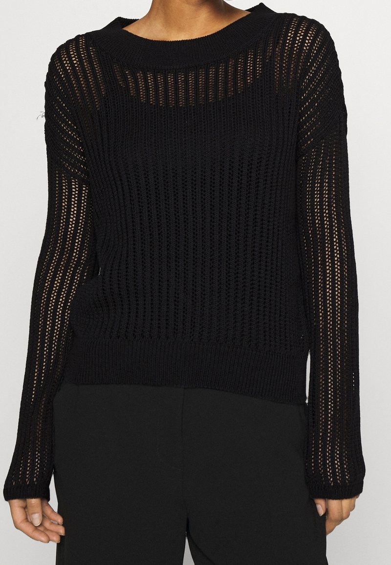 RIANI Stickad tröja - black