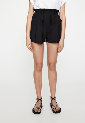 Shorts - black