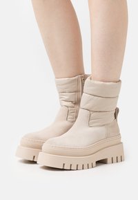 Tamaris Botas para la nieve - antelope