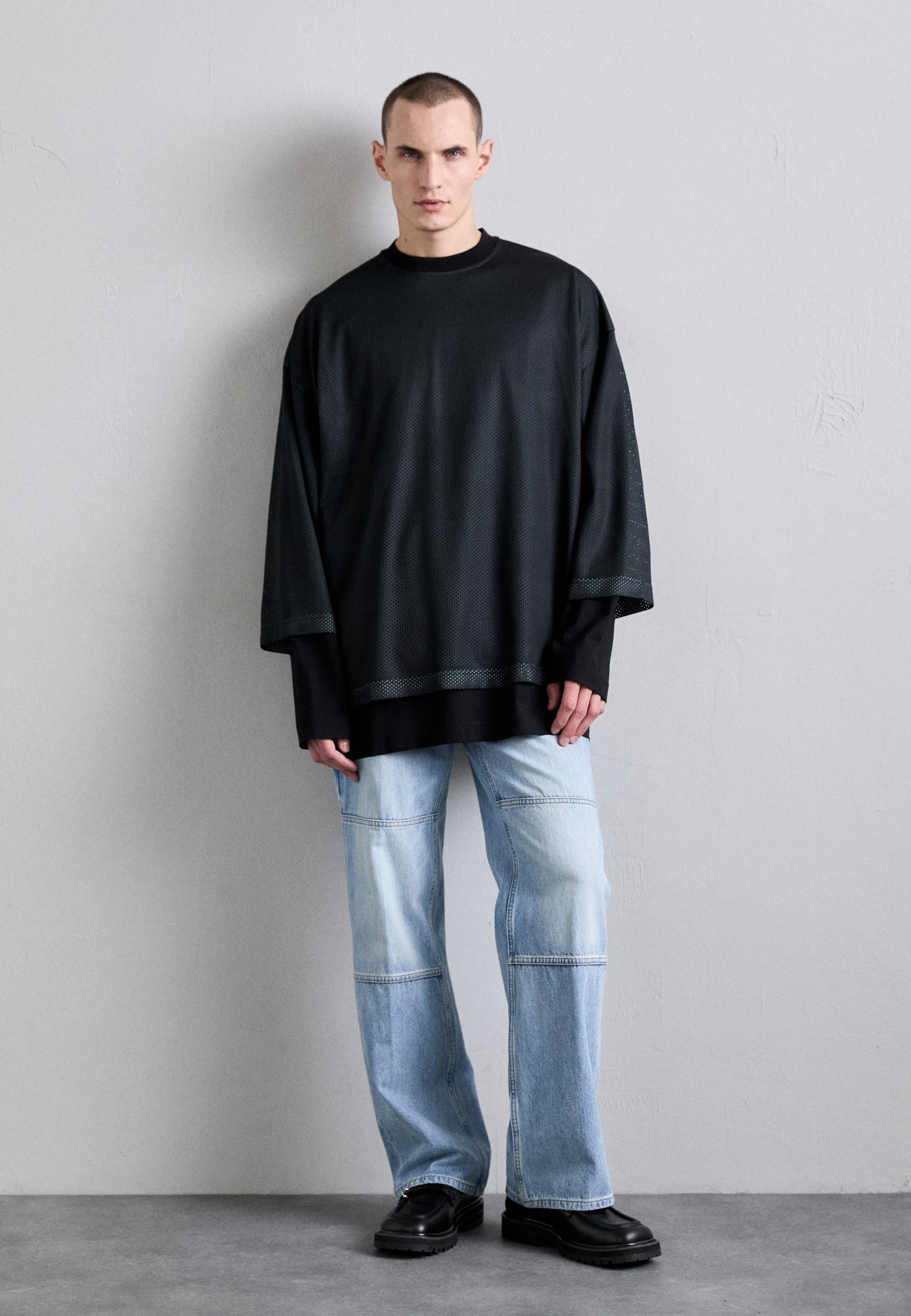 【032C】SEOUL OVERSIZED LONGSLEEVE WASHED BLACK 032c GAME LAYERED LONGSLEEVE - Long sleeved top - washed