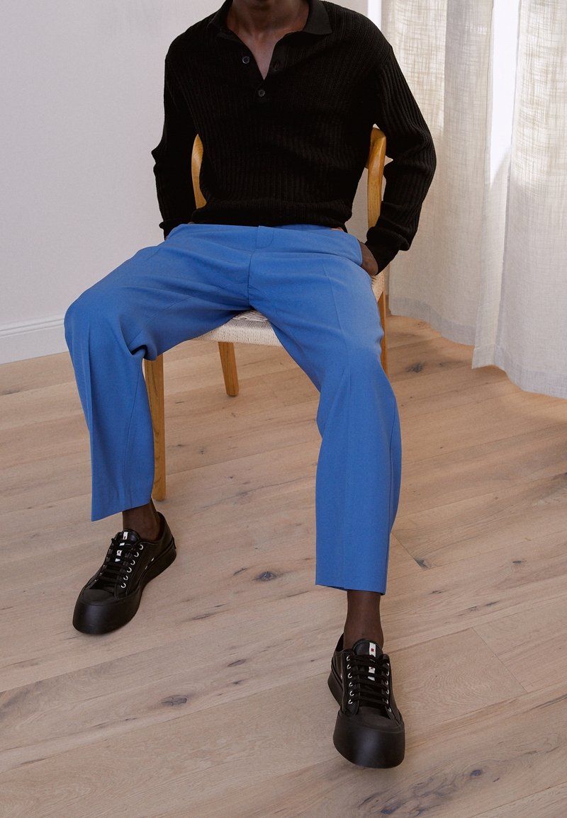 Won Hundred Maglione - black