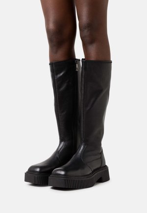 ASRA, Bottes à plateau - black