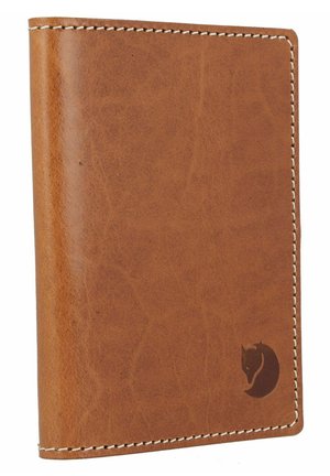 ÖVIK 10 CM - Passport holder - cognac