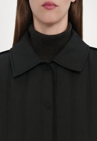 CLOSED QUILTED COAT - Téli kabát - black