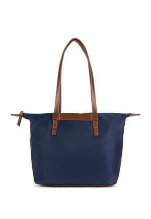 Námornícka modrá taška cez rameno vyrobená z odolného materiálu s hnedými koženými popruhmi a doplnkami. Má minimalistický dizajn a značkový detail na prednej strane.