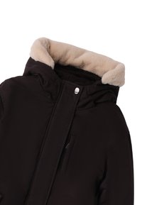 Schwarze gepolsterte Jacke mit einem samtigen beigen Kragen, frontalem Reißverschluss und einer Seitentasche. Der Stoff hat eine glatte Textur und ein gestepptes Design.