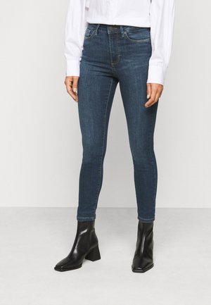 VMSOPHIA SKINNY JEANS PETI - Skinny džíny - medium blue denim
