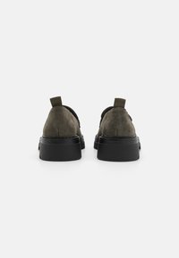 Esprit Belebújós cipők - khaki green