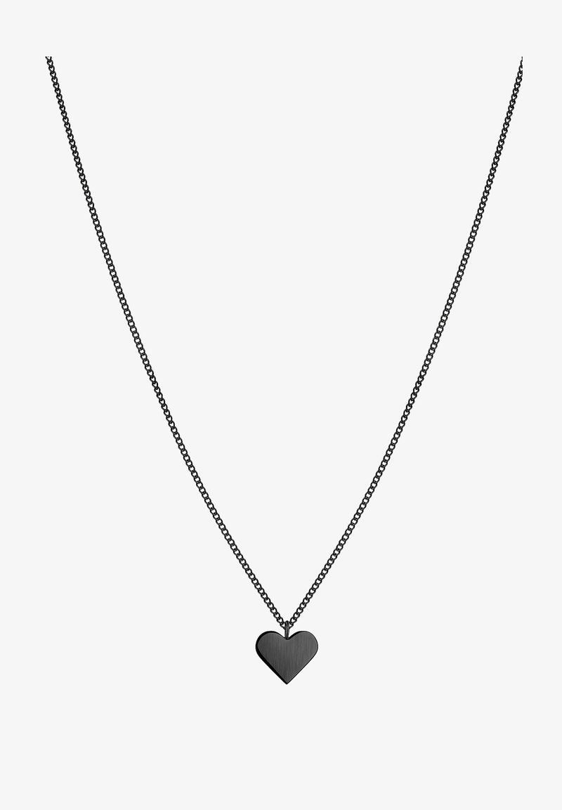 Collier en métal noir avec une fine chaîne, doté d'un pendentif en forme de cœur brossé. Ce design simple met l'accent sur la forme géométrique et la finition.
