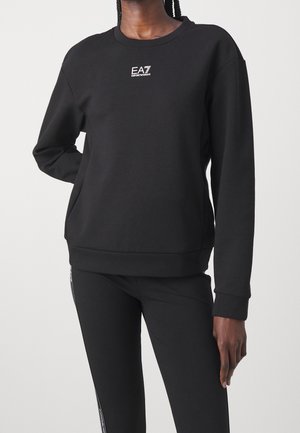 Sweater - black