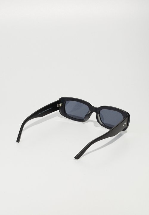 CHPO INGRID UNISEX - Sunglasses - black - Zalando.co.uk display picture 1