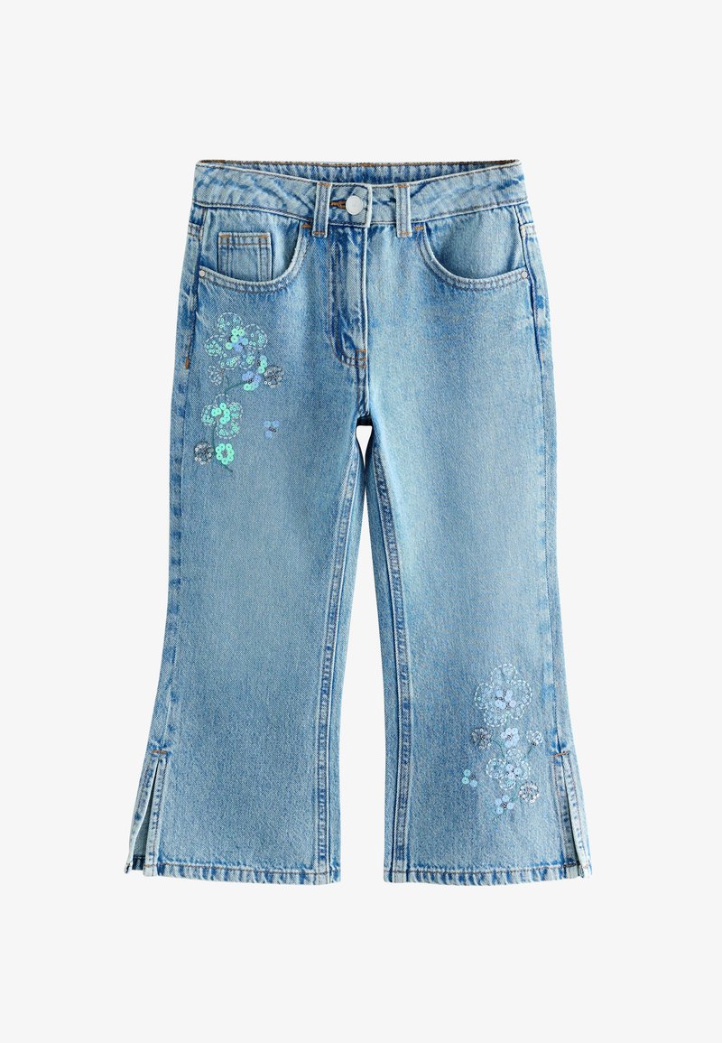 Hellblaue Jeans mit Vorder- und Hintertaschen, Knopfverschluss, Schlitzen an den Beinabschlüssen und Pailletten-Blumendesigns auf beiden Beinen.