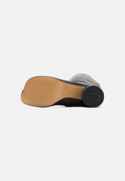 MM6 Maison Margiela BOOT - Boots - black