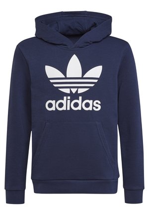 Tmavě modrá mikina s kapucí s klokaní kapsou, bílým logem "adidas" a třílistým designem na hrudi. Vyrobená z měkké, strukturované látky.