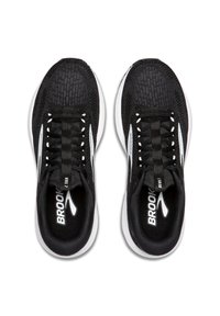 Scarpe da corsa nere con una tomaia in rete testurizzata, accenti bianchi e lacci piatti. Presentano una suola imbottita e un logo sulla linguetta.