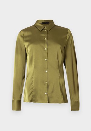 Oliiviroheline pikade varrukatega särk kraega, ees nupuga kinnitusega ja sileda satiinist tekstuuriga. Omab viit nuppu ja istuvat lõiget.