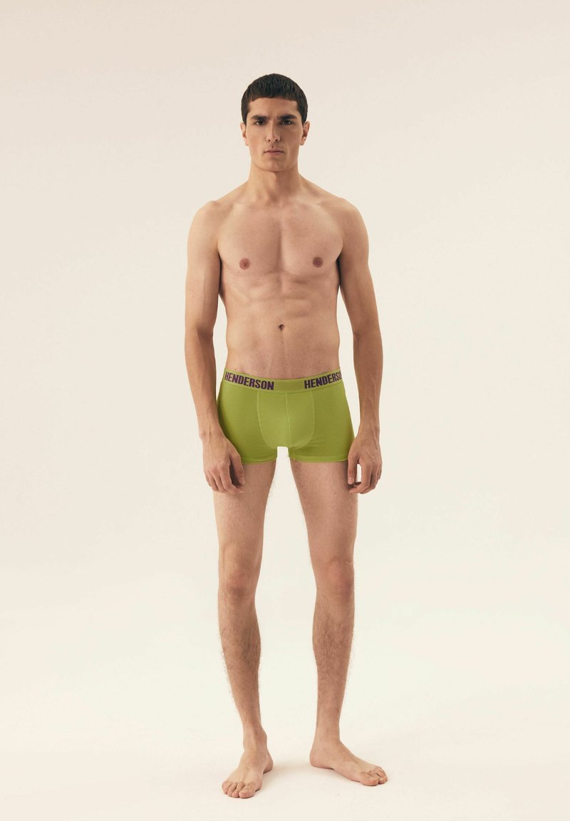 Henderson STAR koralowy