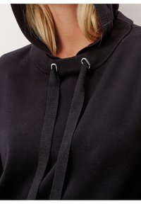s.Oliver BLACK LABEL Felpa con cappuccio - black