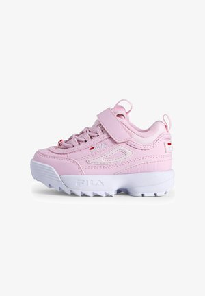 Roze synthetische sneakers met een textuurafwerking, hiellus en klittenbandsluiting. Witte rubberen zool met zigzag profiel voor grip.