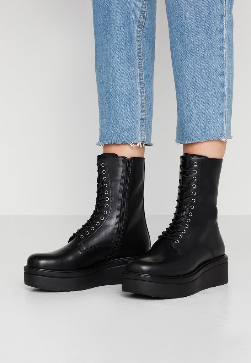 Vagabond Botines con plataforma - black