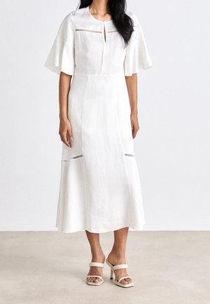 Cocktail dress / Party dress - white