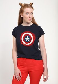 Henry Tiger AVENGERS ENDGAME CAPTAIN AMERICA SPRAY LOGO - Camiseta estampada - navy blue