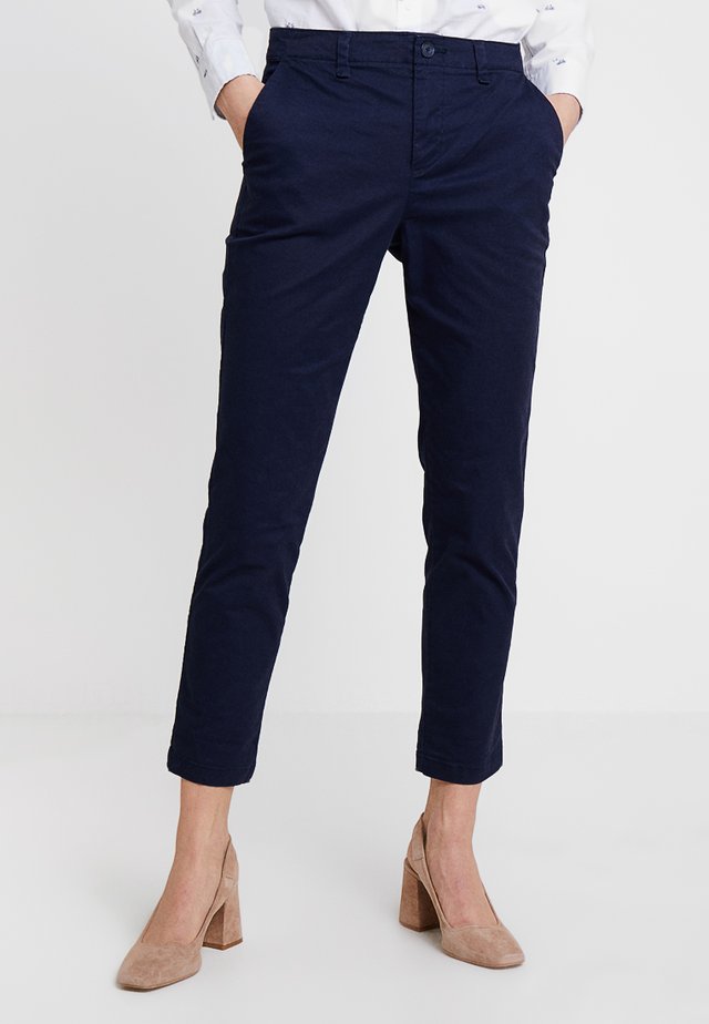 GIRLFRIEND - Chino - true indigo