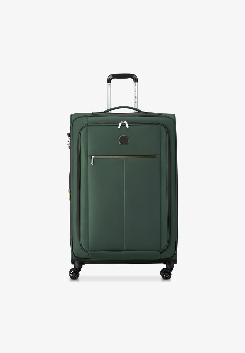 Valigia verde, morbida, di forma rettangolare, con tasca frontale con zip, maniglia superiore e maniglia telescopica. Presenta quattro ruote nere per la mobilità.