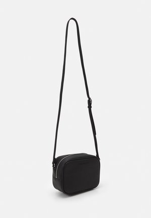 Cross body bag - black