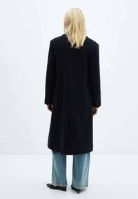 Mango Klasický kabát - royal blue