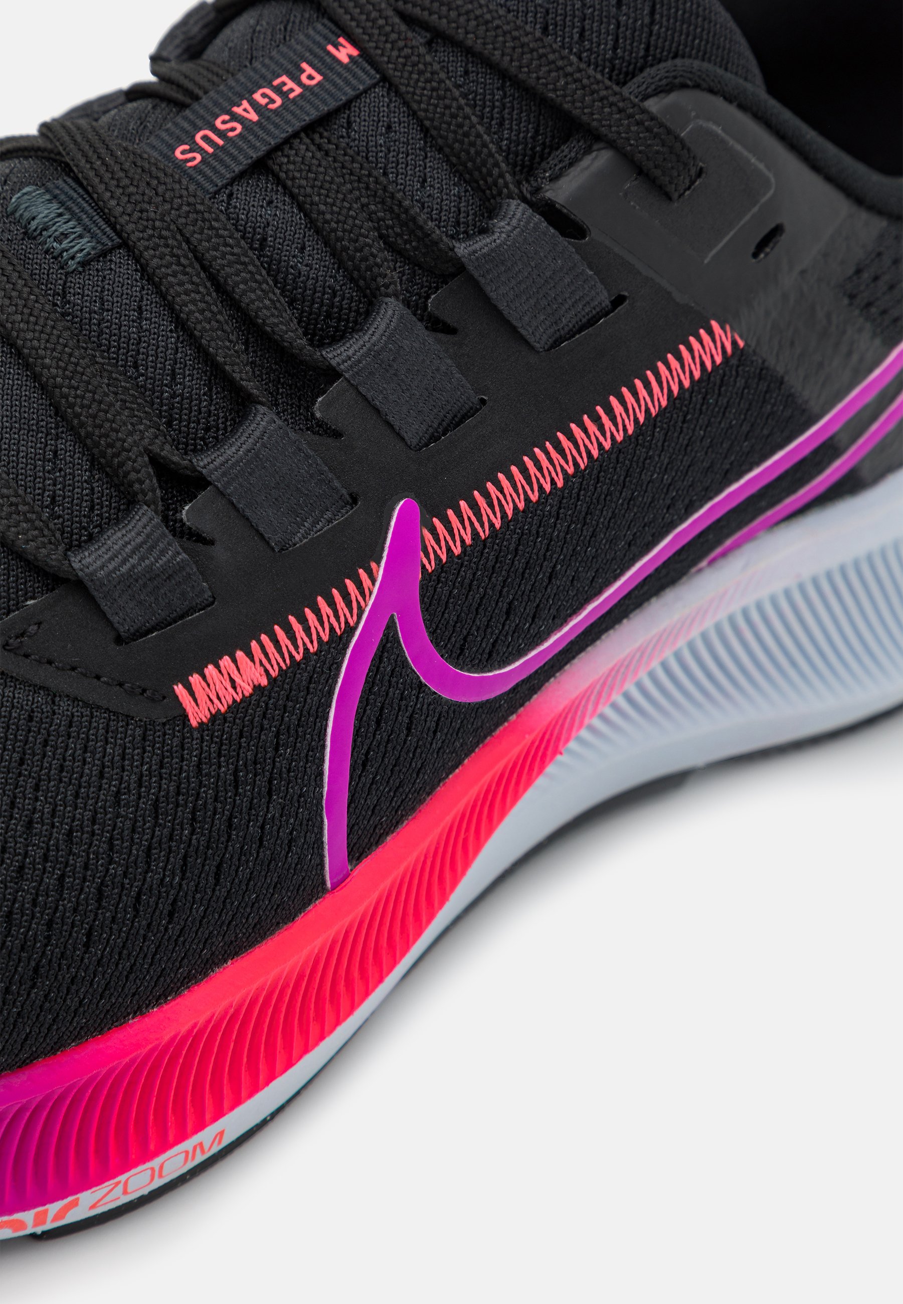 Nike Performance AIR ZOOM PEGASUS 38 - Hardloopschoenen neutraal -  black/hyper violet/off noir/flash crimson/football grey/white/donkerroze -  Zalando.nl