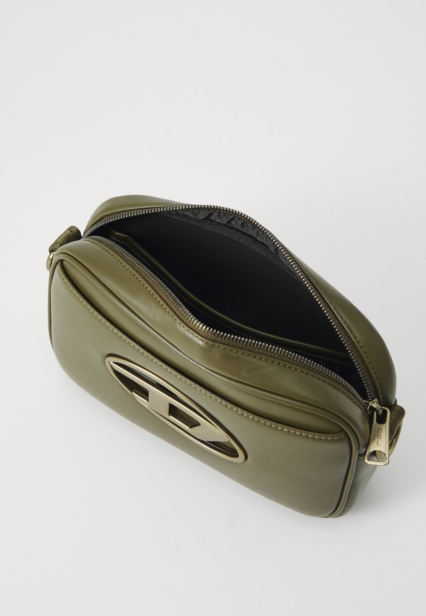 HOLI CAMERA BAG UNISEX - Cross body bag - dark olive4