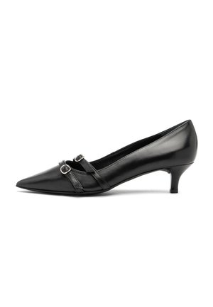 Pumps neri in pelle con tacco alto e punta appuntita, dotati di doppie cinghie e fibbie in metallo, texture liscia e un tacco modestamente alto 5 cm.