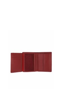 Portefeuille en cuir rouge ouvert montrant des emplacements pour cartes, une fenêtre d'identification transparente et une poche à monnaie sur fond blanc.