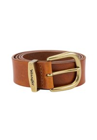 Ceinture en cuir marron avec une boucle en laiton et un logo gravé. Texture lisse avec une forme classique arrondie et des détails cousus.