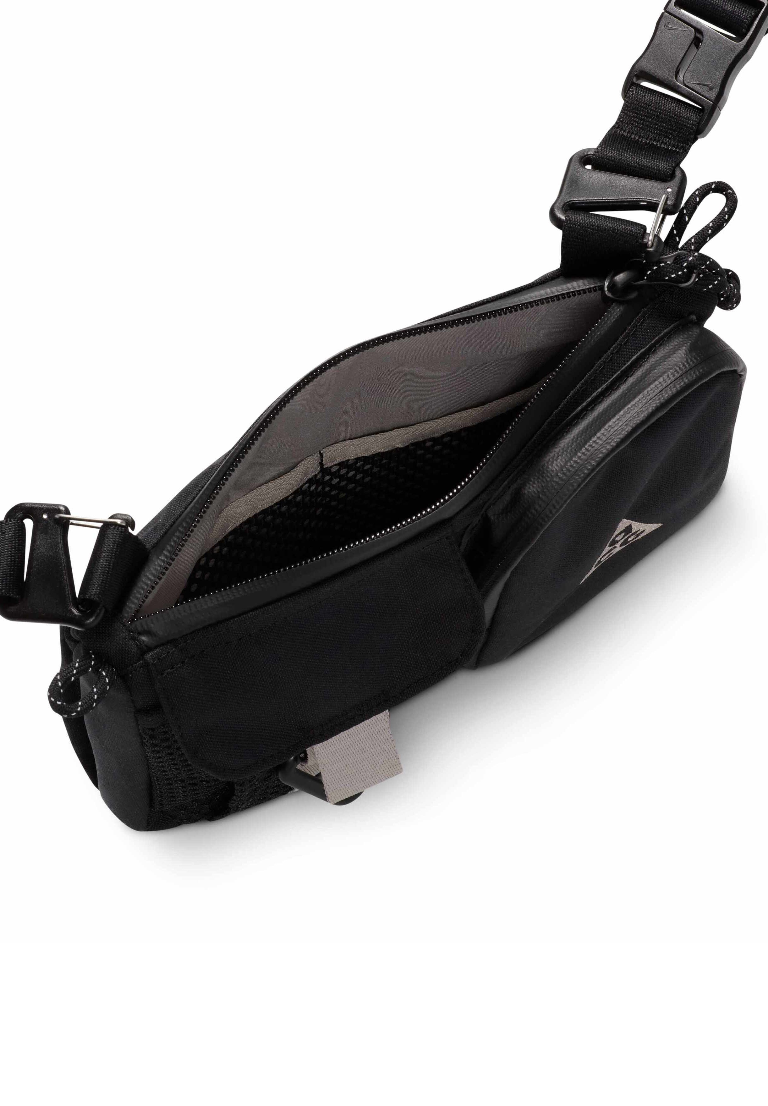 nike acg shoulder bag